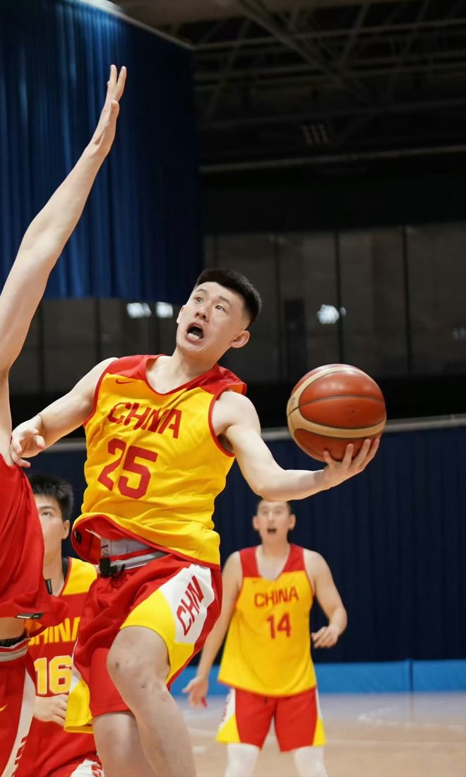 夺冠热门：劲旅之间的对决备受期待